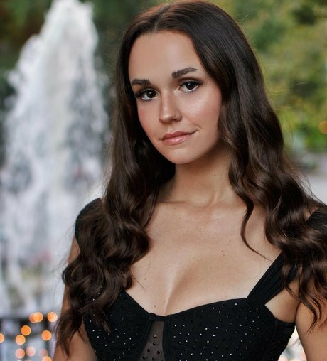 Gabby J David free pornstar pic