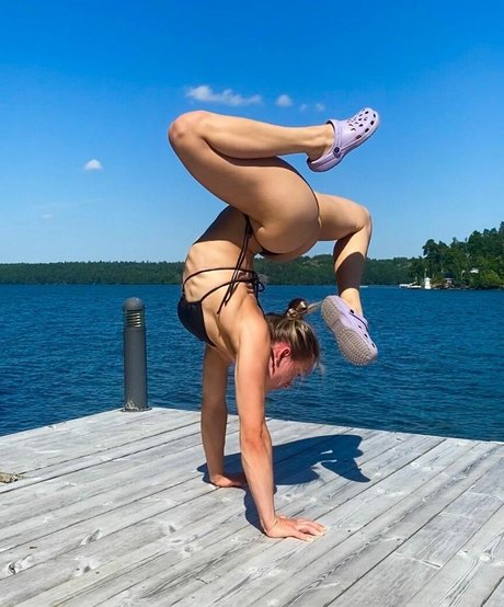 ellenvy nice actress photos