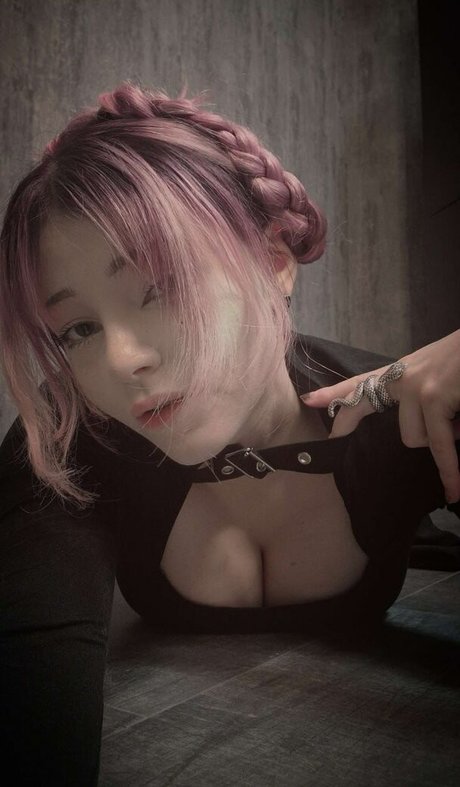 Linaneyeon top pornstar picture