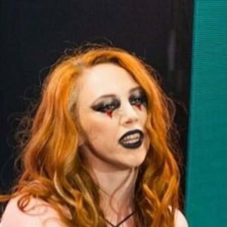 Isla Dawn high quality model pics