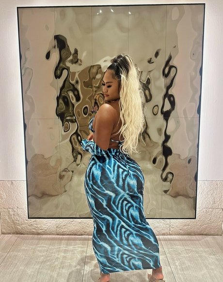 thick asian onlyfans free porn pic