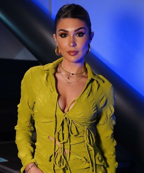 Cathy Kelley sexy star gallery