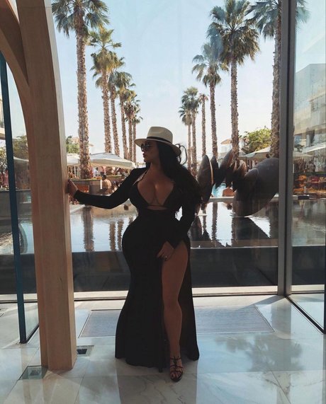 sxmonne pornstar high quality photos