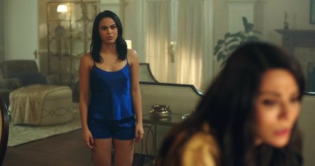 Camila Mendes pornographic model picture