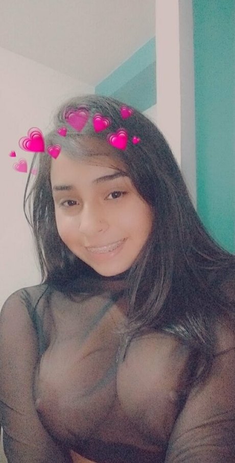 yiyisweetcousin adult actress image