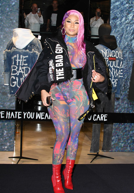 Nicki Minaj beautiful model gallery