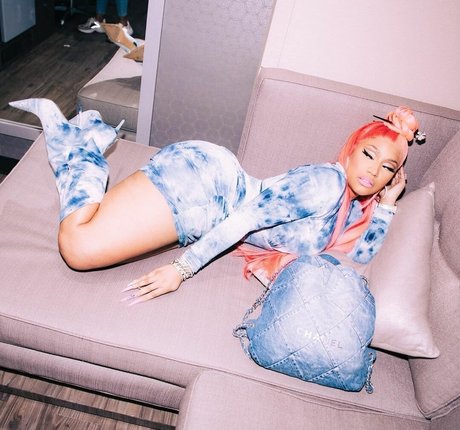 Nicki Minaj star xxx photo