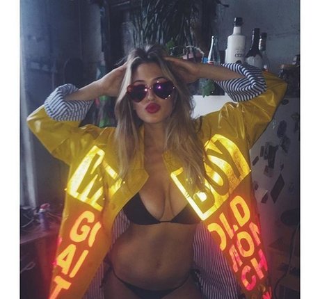 Lindsey Kevitch high quality model picture