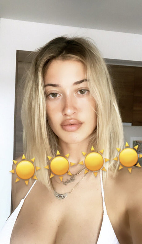 Lindsey Kevitch model nice image