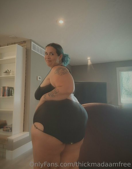 thickmadaamfree art pornstar pic