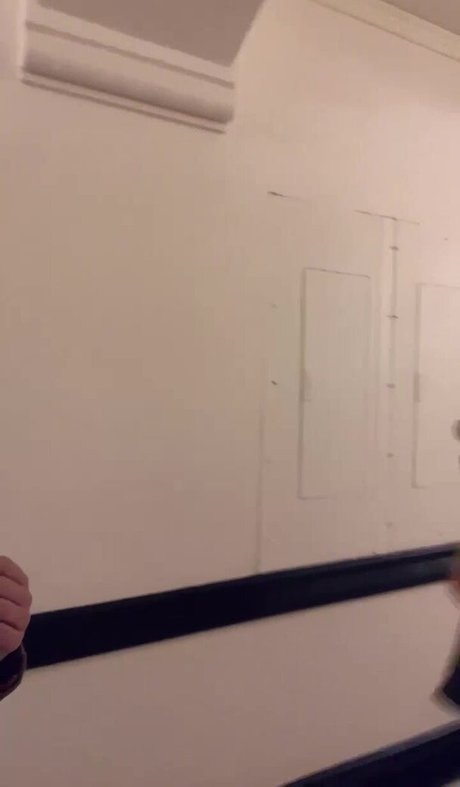 Natalie Alyn Lind porn model picture