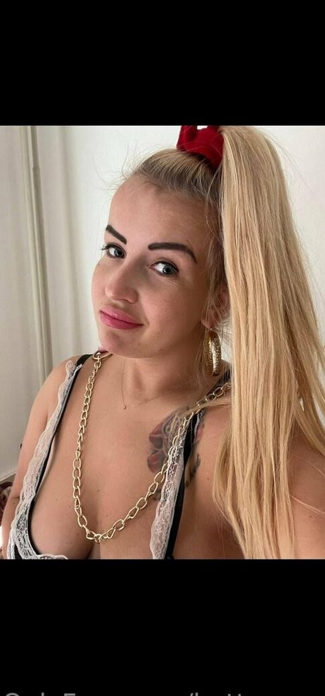 hottnessx top model archive