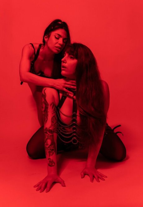 Eva mli top model photo