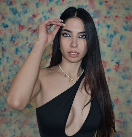 Eva mli perfect model pics