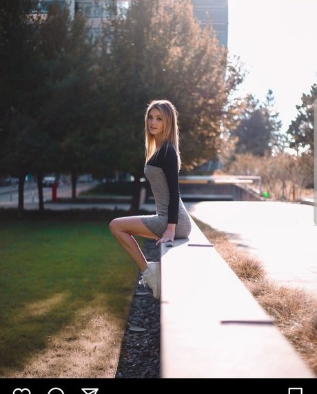 Paigemackenzie model perfect galleries