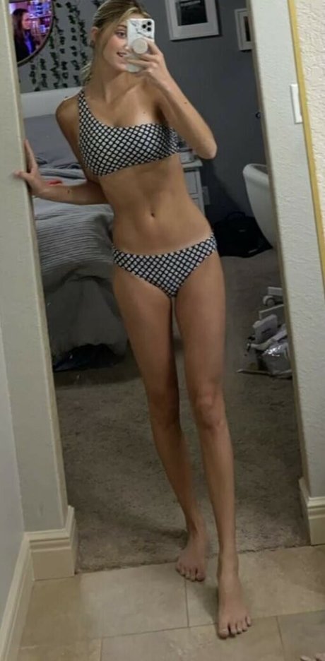 Paigemackenzie nude model gallery