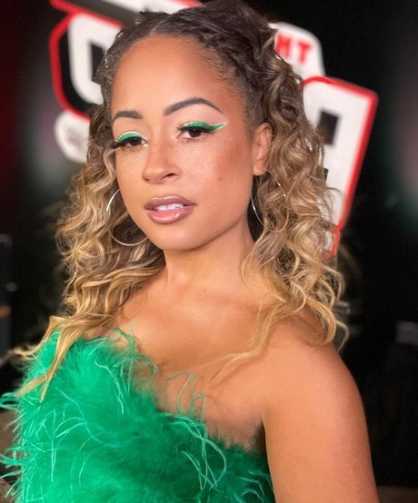 Kayla Braxton top model photos