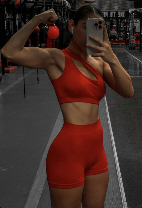 Yazmin Cantu model xxx pic