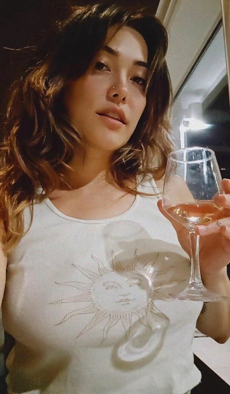 AvaGG nude actress img