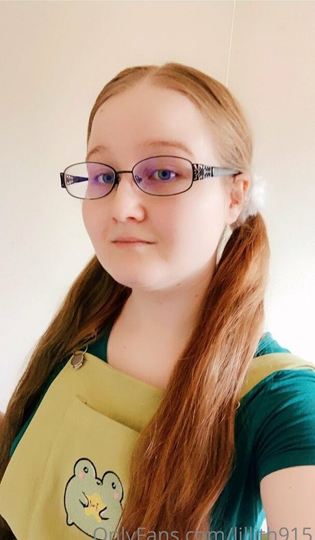 lillith915 sexy pornstar pics