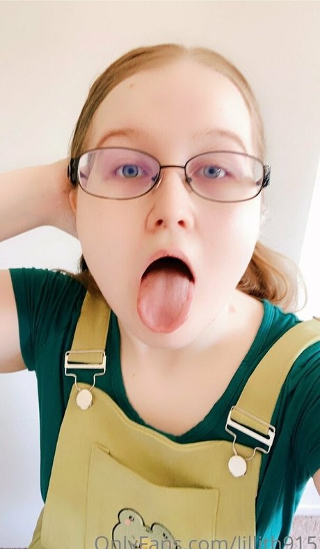 lillith915 pornstar xxx img