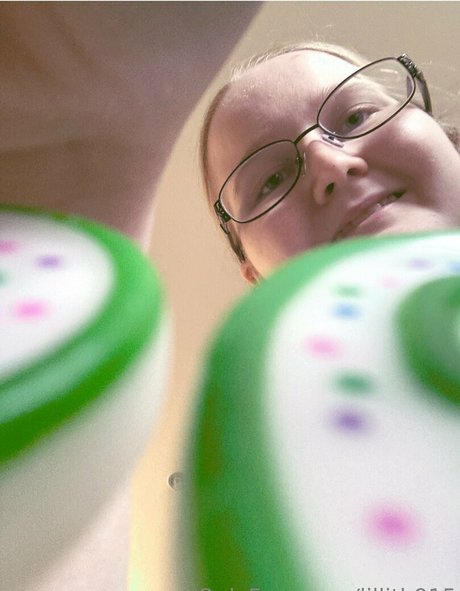 daughter onlyfans hot nude picture