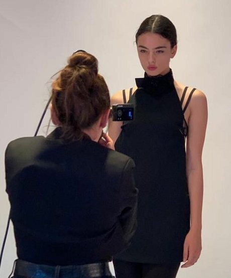 Deva Cassel star perfect pictures