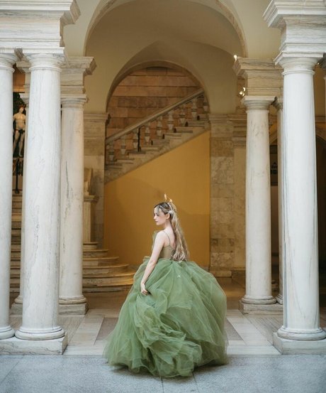 queen astraea erotic actress image