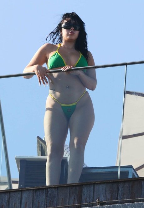 Kali Uchis model pretty photo