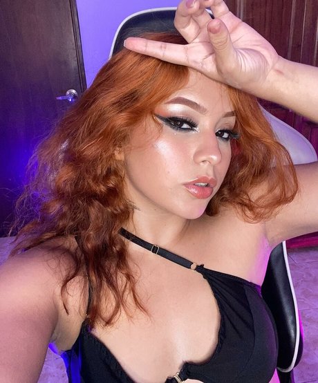 Mayits hot model pictures