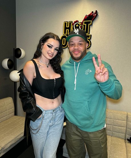 Saraya Bevis pornographic star gallery