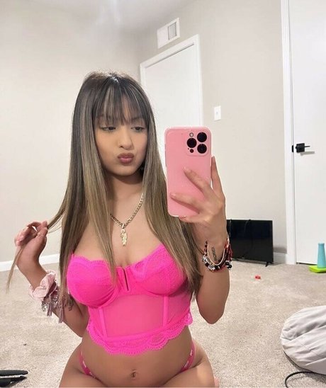 luvrosa model high quality img