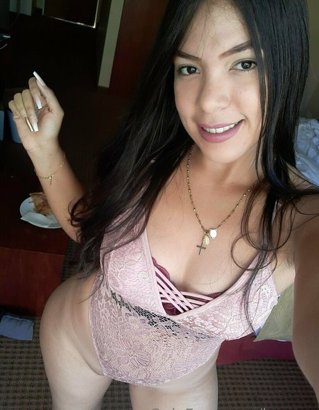 bycoco erotic model img