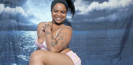 yummybrownfox pornstar high quality pics