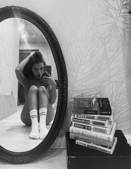 skinny teen big tits onlyfans art naked picture