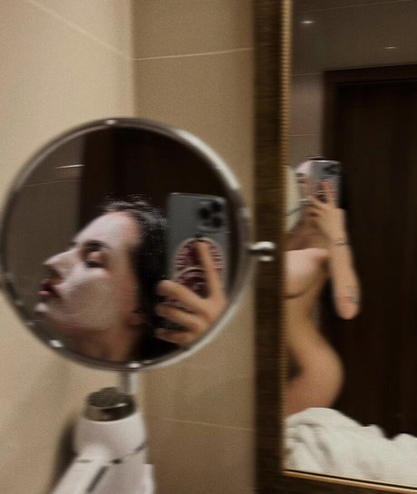 Rita Flores hd star img