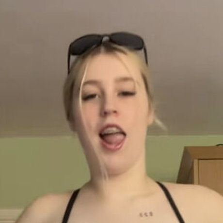 reeseybum pornstar free photos