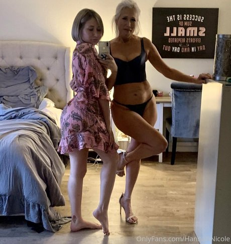 hannahnicolenextdoor nice pornstar pictures