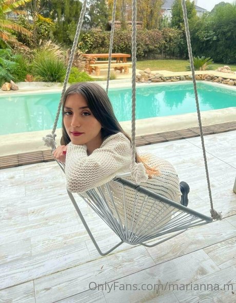 marianna m star beautiful img