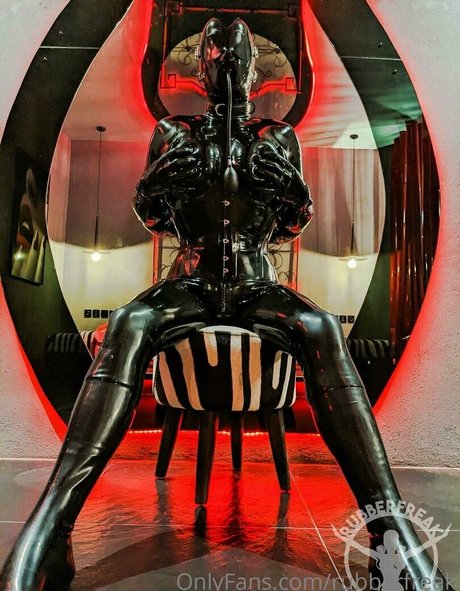 rubberfreak hot model gallery