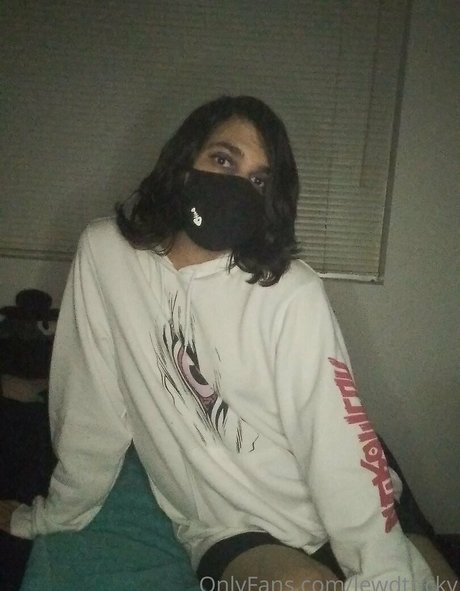 lewdtricky free actress archive