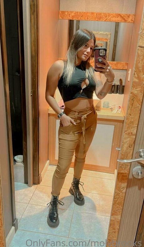 molybrooks pornstar perfect photo