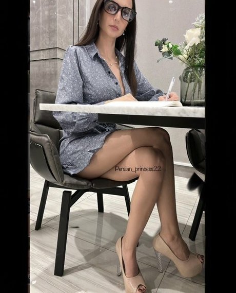 Shadi VIP pornstar sexy gallery