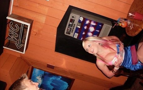 Katy Yardley naked star img