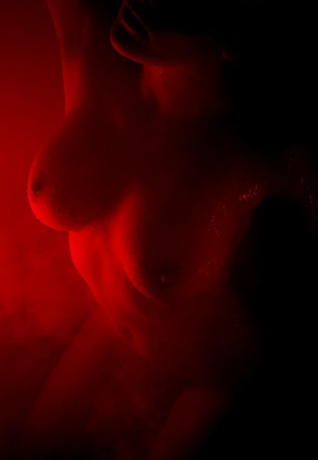 poseurs perfect pornstar pic