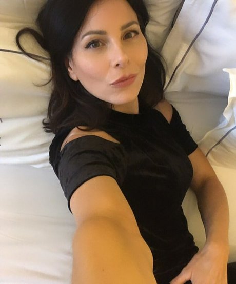 Lucrezia Millarini pornographic model photos