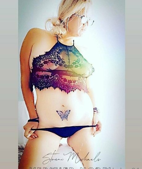 bratzbabyy94 model best photo