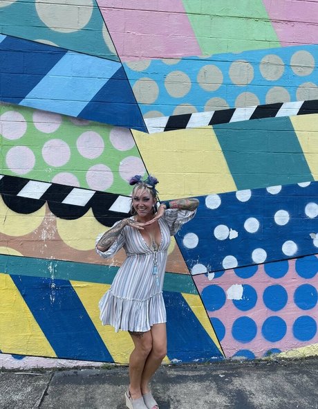 black mature onlyfans nude gallery