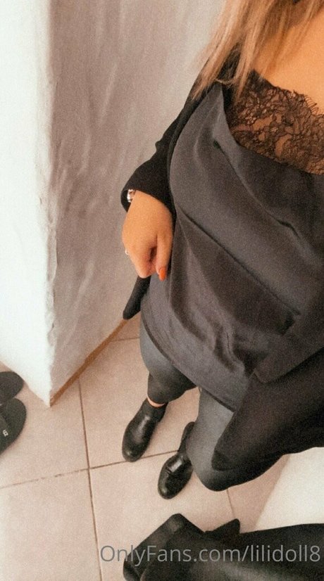 lilidoll8 erotic actress pic