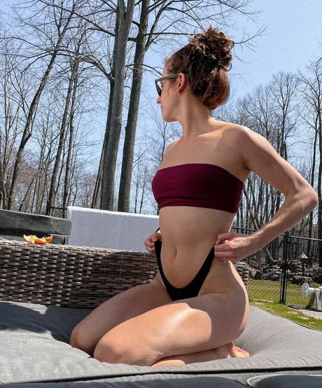 EmilyThankYouNext best star galleries